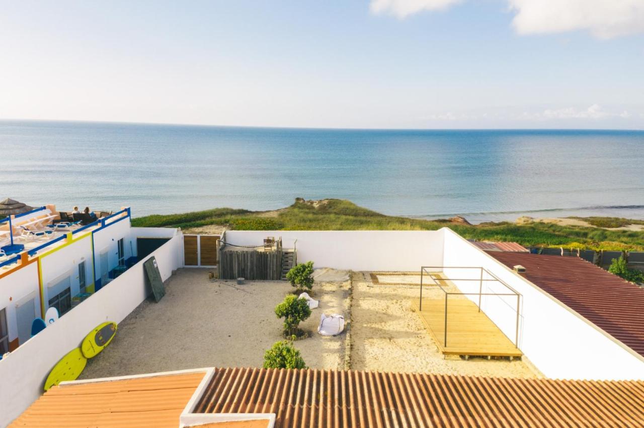 Soulsurfcamp Portugal Bed & Breakfast Peniche Exterior foto