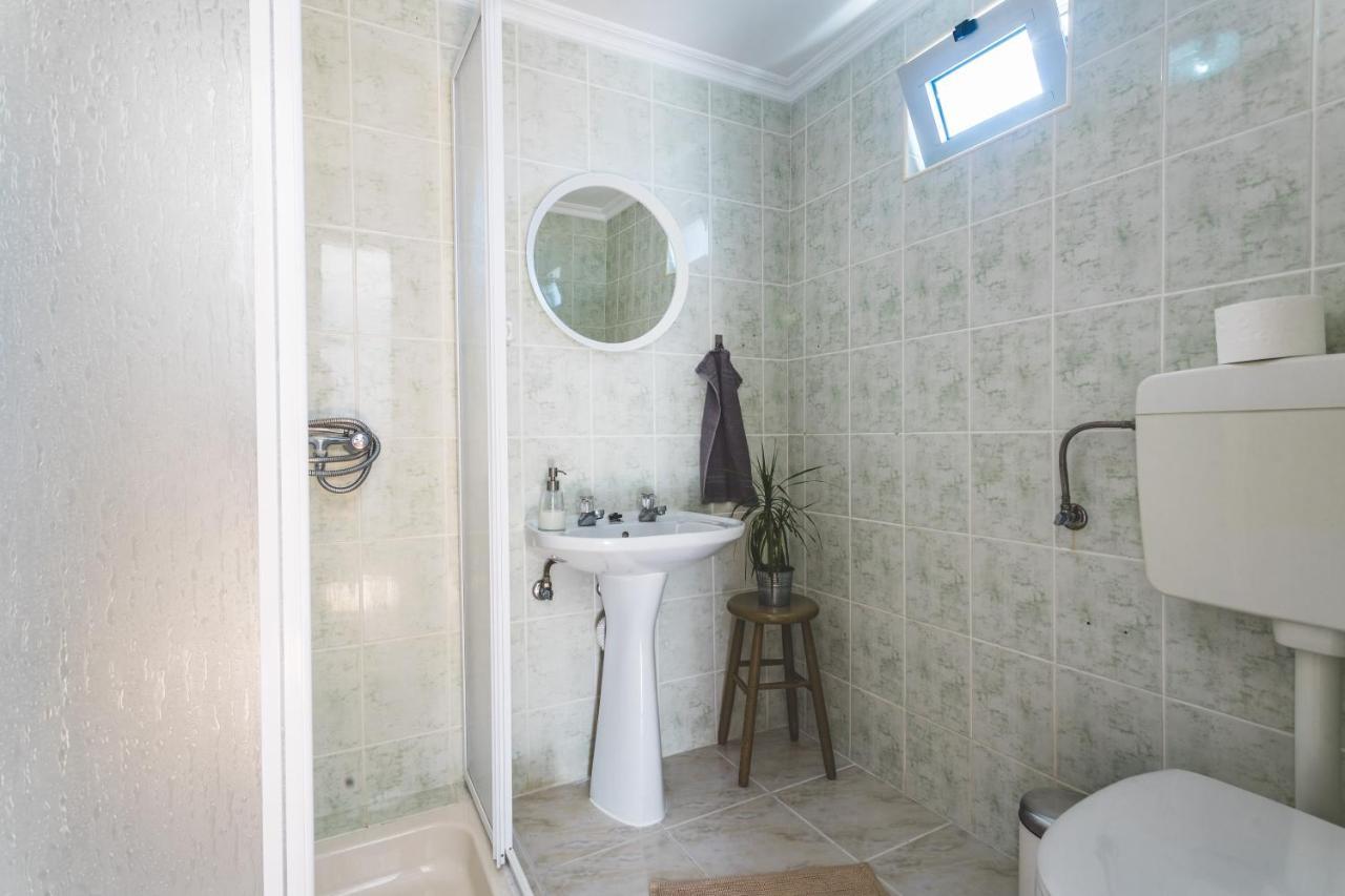 Soulsurfcamp Portugal Bed & Breakfast Peniche Exterior foto
