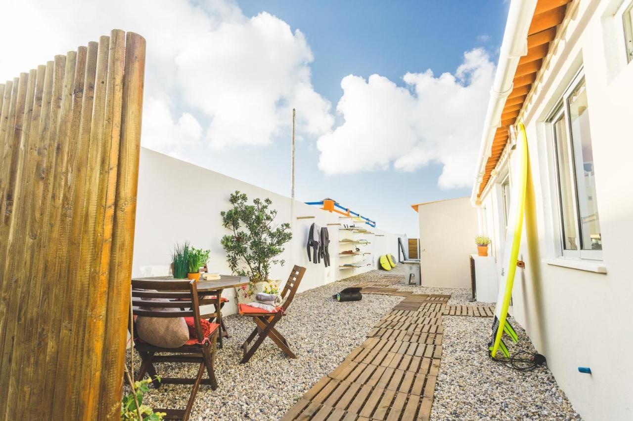 Soulsurfcamp Portugal Bed & Breakfast Peniche Exterior foto
